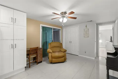 5239 NW 3rd Avenue Deerfield Beach FL 33064
