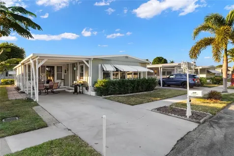 5239 NW 3rd Avenue Deerfield Beach FL 33064