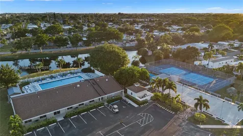 5239 NW 3rd Avenue Deerfield Beach FL 33064