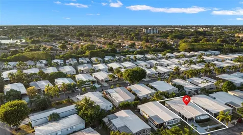 5239 NW 3rd Avenue Deerfield Beach FL 33064