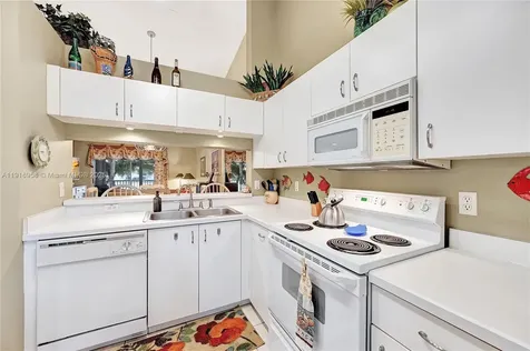 6496 Huntington Lakes Circle Naples FL 34119