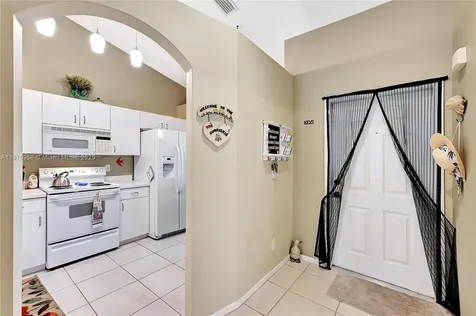 6496 Huntington Lakes Circle Naples FL 34119