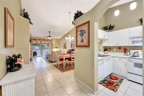 6496 Huntington Lakes Circle Naples FL 34119