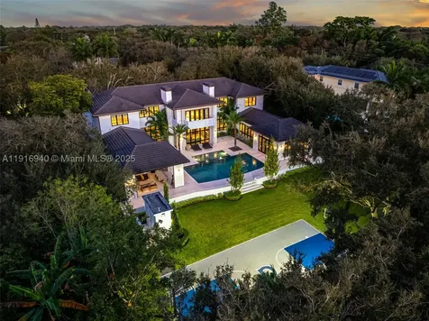 9500 SW 61st Court Pinecrest FL 33156