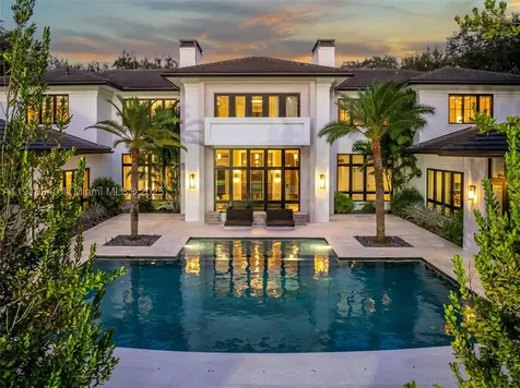 9500 SW 61st Court Pinecrest FL 33156