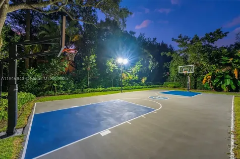 9500 SW 61st Court Pinecrest FL 33156