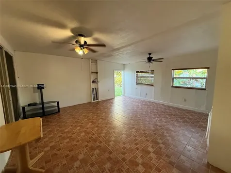 16605 SW 103rd Court Miami FL 33157