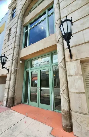 111 E Flagler Street Miami FL 33131