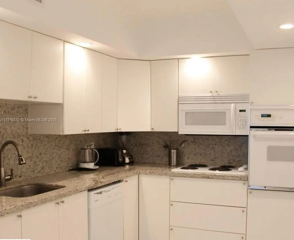 4001 S Ocean Drive Hollywood FL 33019