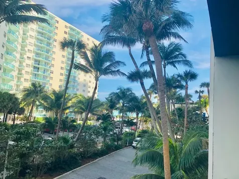 4001 S Ocean Drive Hollywood FL 33019