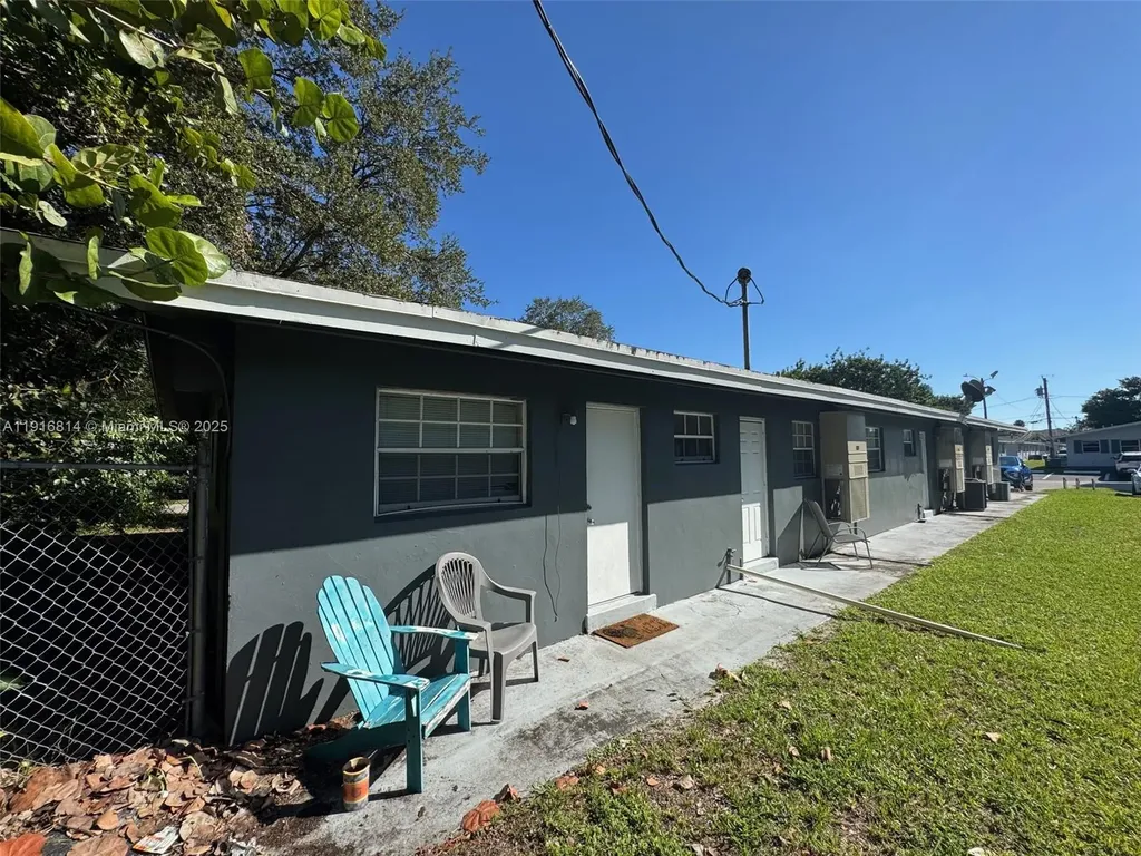 353 SW 19th Avenue Fort Lauderdale FL 33312