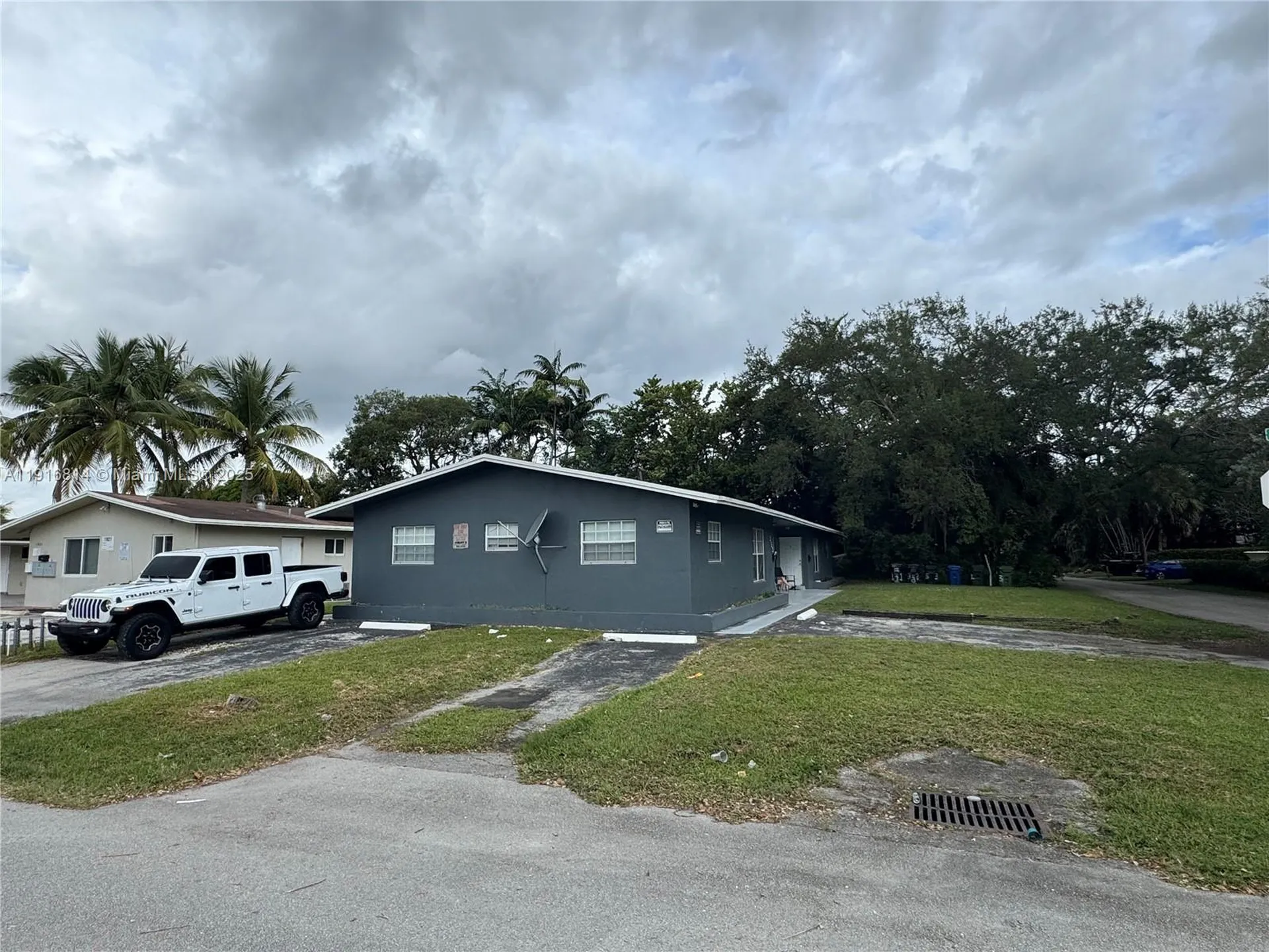353 SW 19th Avenue Fort Lauderdale FL 33312