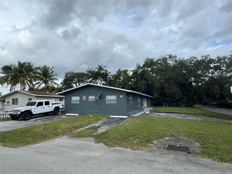 353 SW 19th Avenue Fort Lauderdale FL 33312