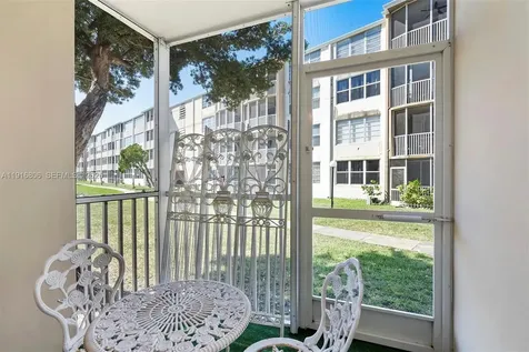 1700 NE 191st Street Miami FL 33179
