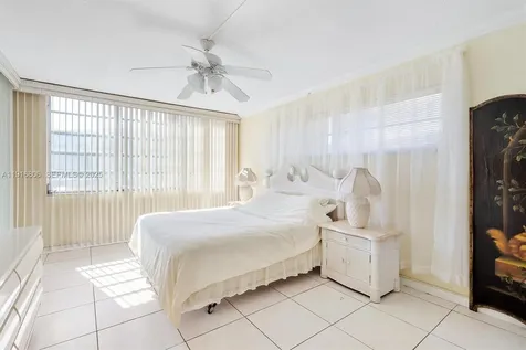 1700 NE 191st Street Miami FL 33179