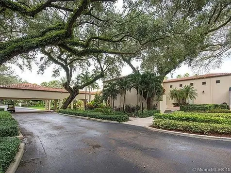 9230 Lagoon Place Davie FL 33324