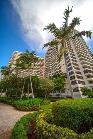 2500 Parkview Drive Hallandale Beach FL 33009