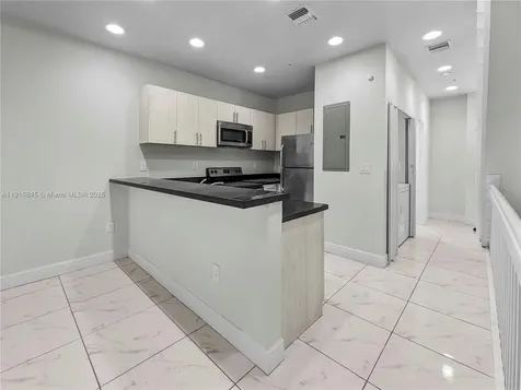 850 SW 14th Avenue Miami FL 33135