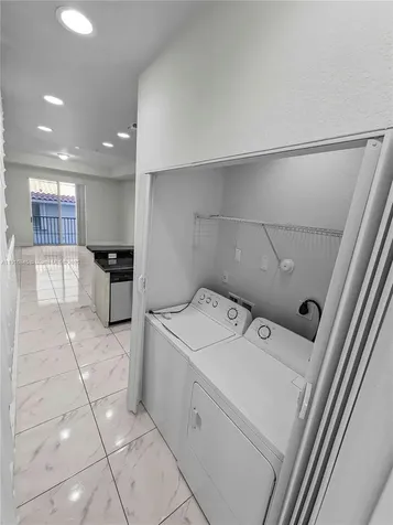 850 SW 14th Avenue Miami FL 33135