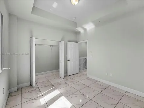 850 SW 14th Avenue Miami FL 33135