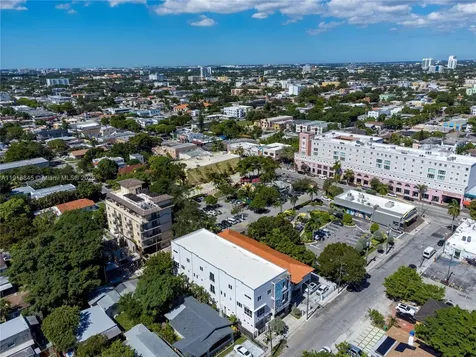 850 SW 14th Avenue Miami FL 33135