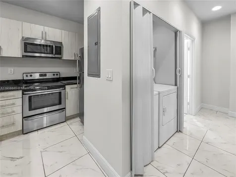 850 SW 14th Avenue Miami FL 33135