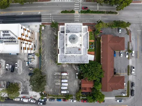 226 SW 17th Avenue Miami FL 33135