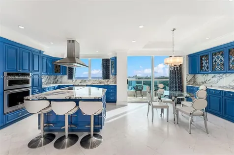 5025 Collins Avenue Miami Beach FL 33140