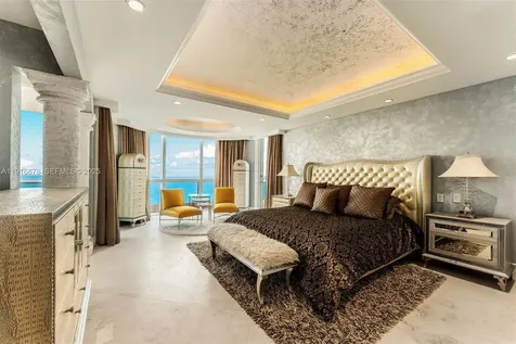 5025 Collins Avenue Miami Beach FL 33140