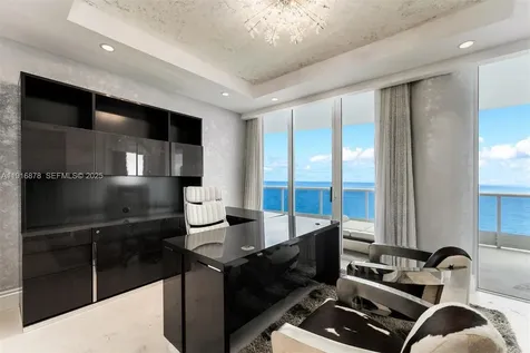 5025 Collins Avenue Miami Beach FL 33140