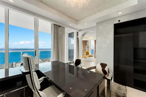 5025 Collins Avenue Miami Beach FL 33140