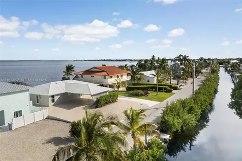 1733 Sunrise Drive Big Pine FL 33043