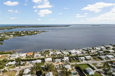 1733 Sunrise Drive Big Pine FL 33043