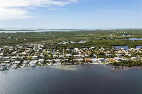 1733 Sunrise Drive Big Pine FL 33043