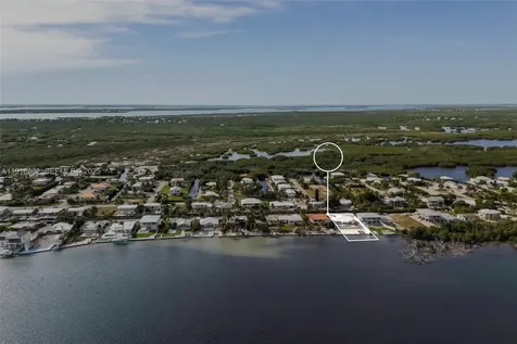 1733 Sunrise Drive Big Pine FL 33043