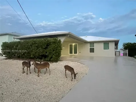 1733 Sunrise Drive Big Pine FL 33043
