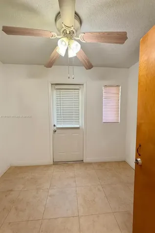174 E 41st Street Hialeah FL 33013