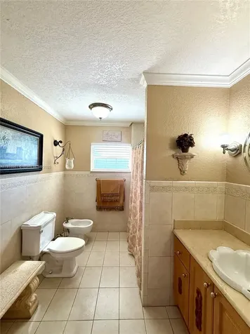 174 E 41st Street Hialeah FL 33013