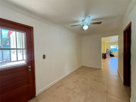 174 E 41st Street Hialeah FL 33013