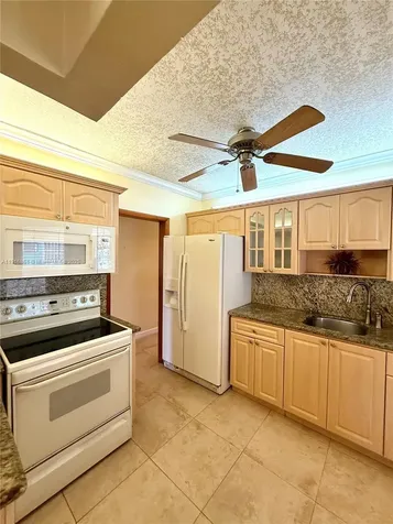 174 E 41st Street Hialeah FL 33013