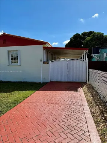 174 E 41st Street Hialeah FL 33013