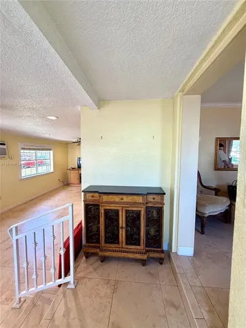 174 E 41st Street Hialeah FL 33013