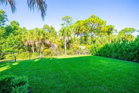 13402 Artisan Circle Palm Beach Gardens FL 33418