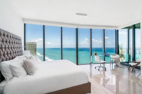 18555 Collins Avenue Sunny Isles Beach FL 33160