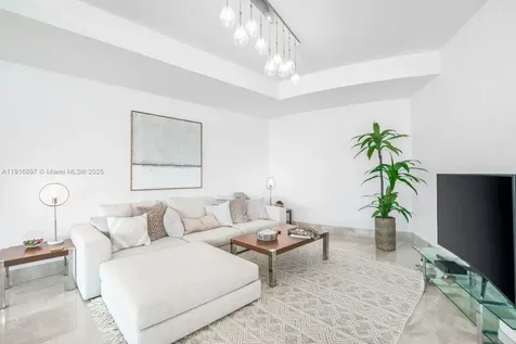 18555 Collins Avenue Sunny Isles Beach FL 33160