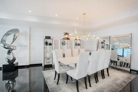 18555 Collins Avenue Sunny Isles Beach FL 33160