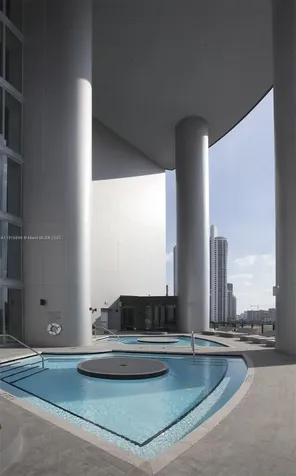 18555 Collins Avenue Sunny Isles Beach FL 33160