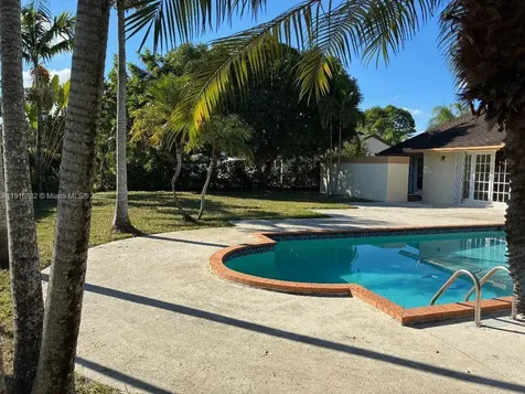 14930 SW 157th Terrace Miami FL 33187