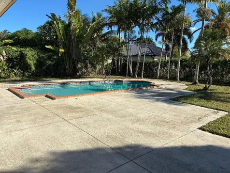 14930 SW 157th Terrace Miami FL 33187