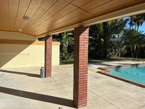 14930 SW 157th Terrace Miami FL 33187